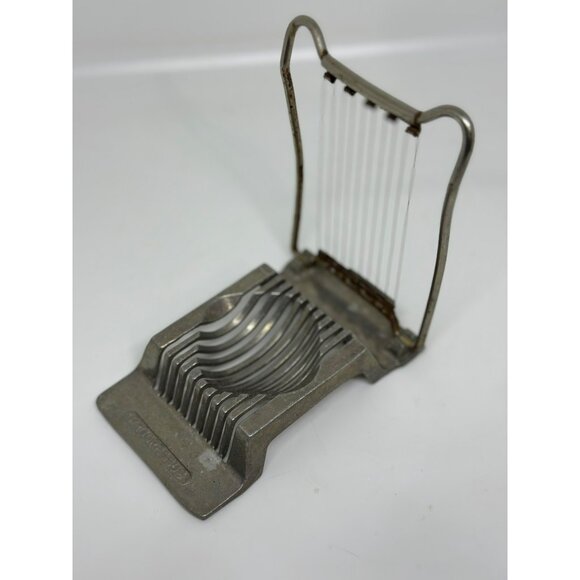 VTG Metal Egg Slicer Wire Cutter Kitchen Tool (5.5”) Kitchenware MCM - Picture 5 of 5